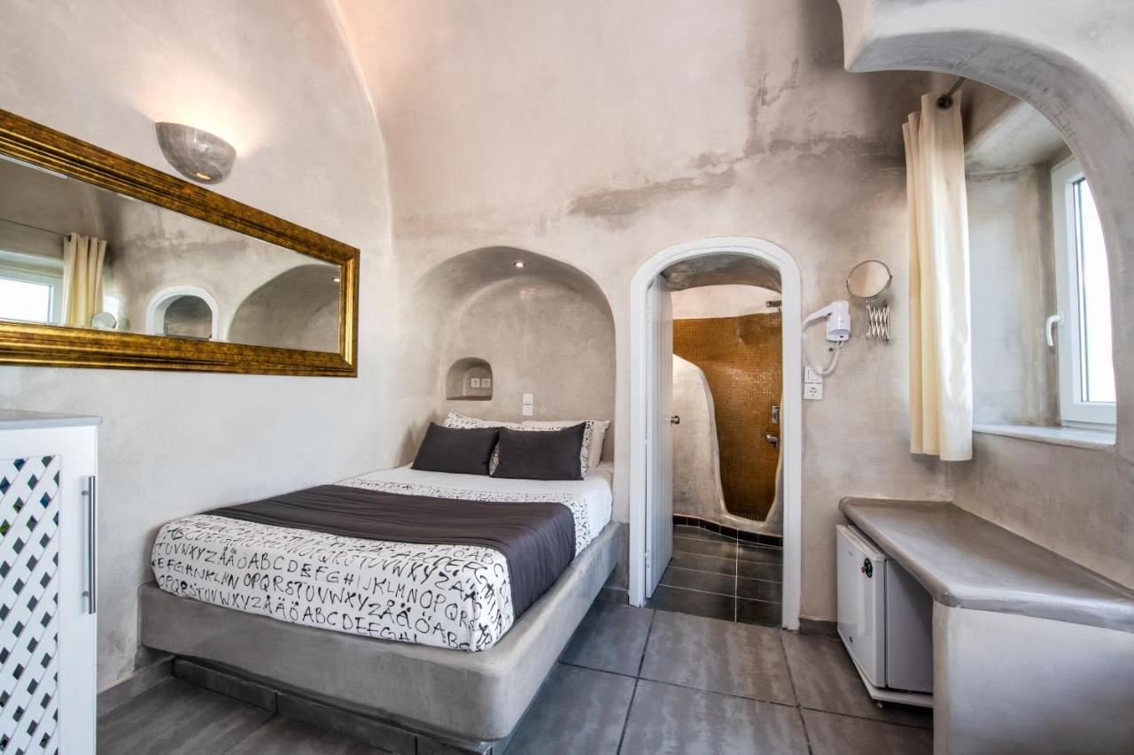 Katerina'S Castle - Caldera Cave Hotel Імеровіглі Екстер'єр фото